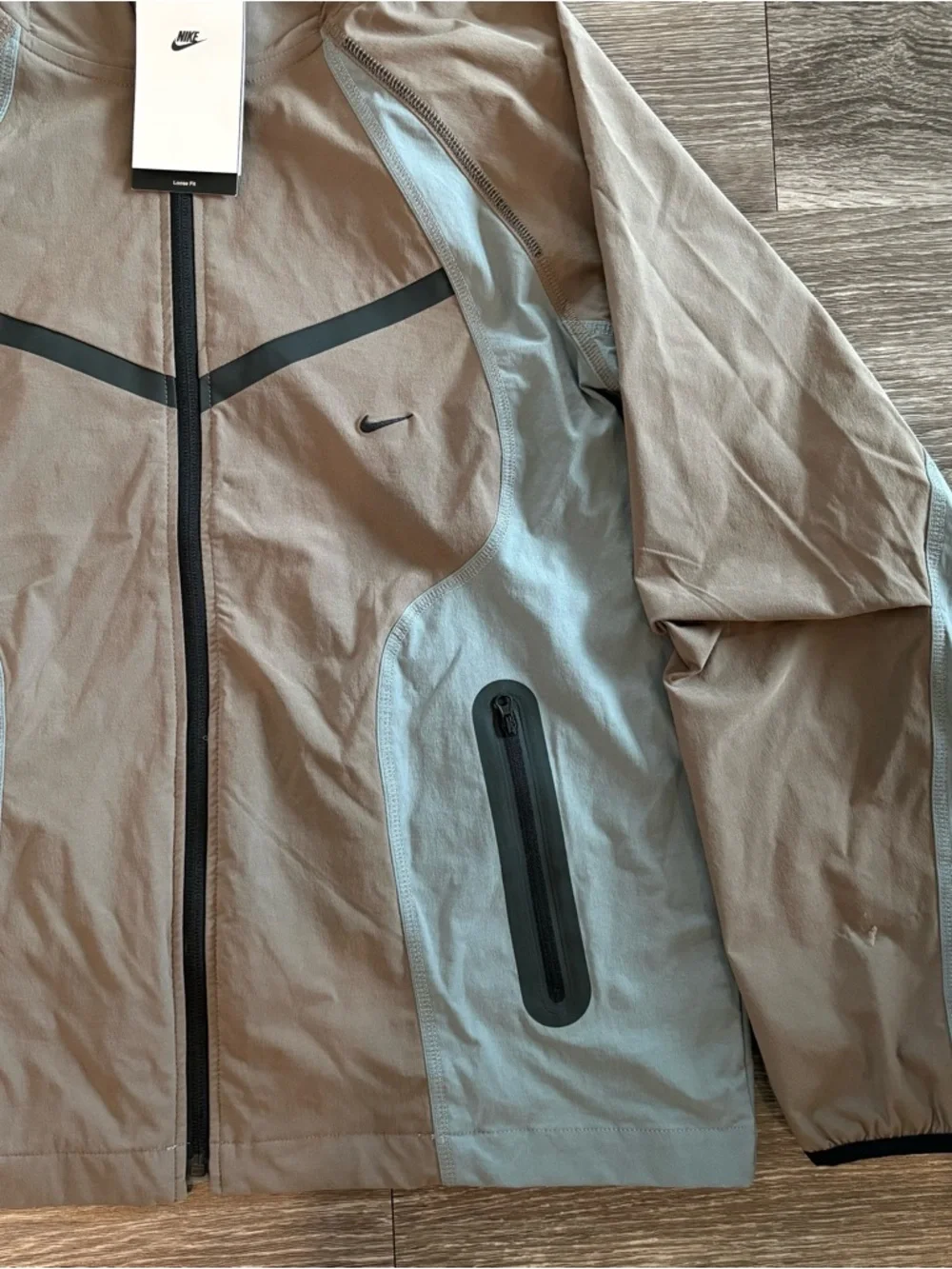 Boys Nike NSW Tech Woven Set Size XL - Picture 6 of 10